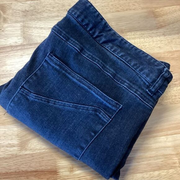 EUC Ladies Mountain Khakis‎ Classic Fit Jeans -12 - Picture 1 of 6